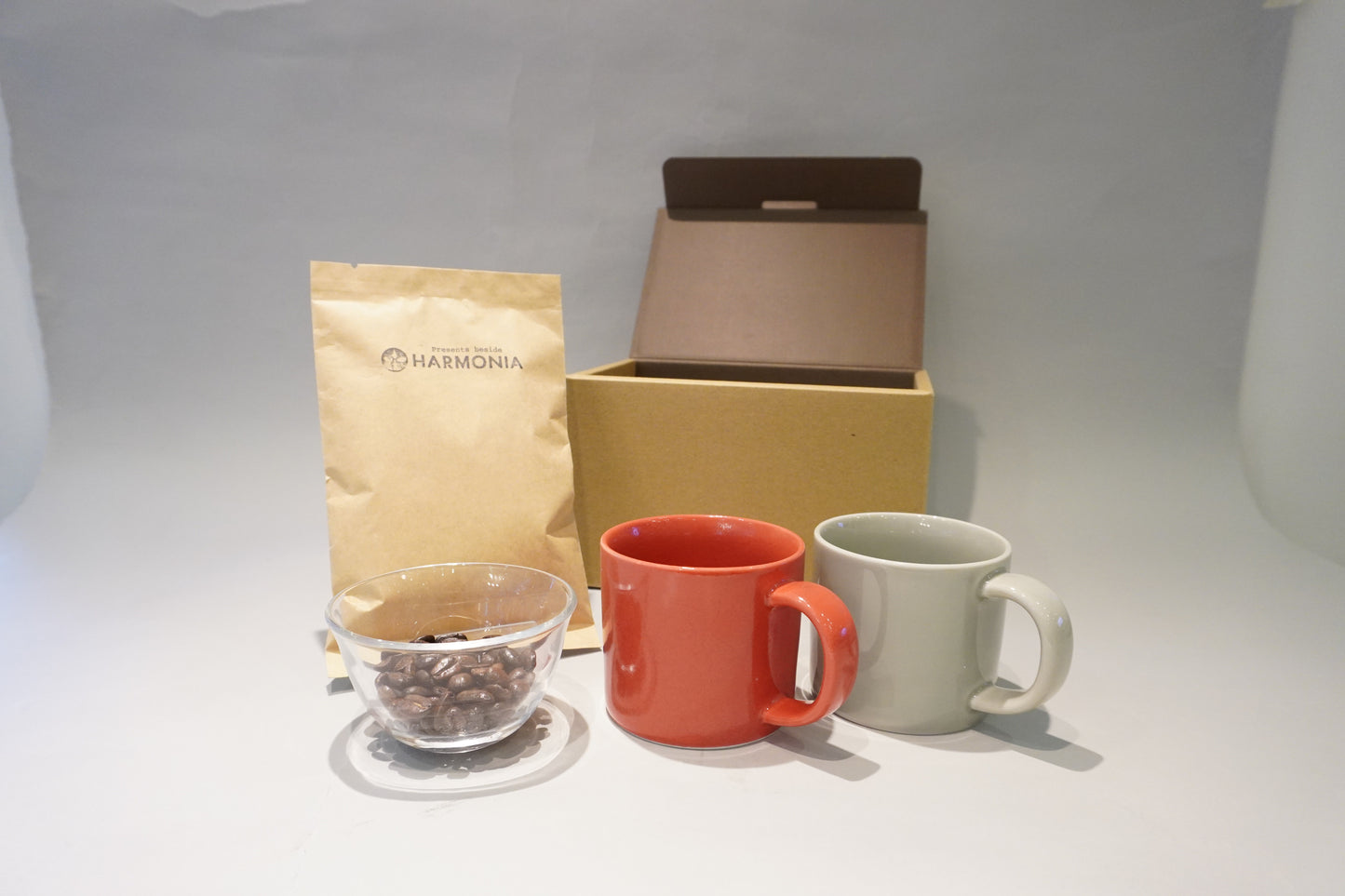 HARMONIAオリジナルコーヒー豆とマグカップ<波佐見焼mug250ペア>セット