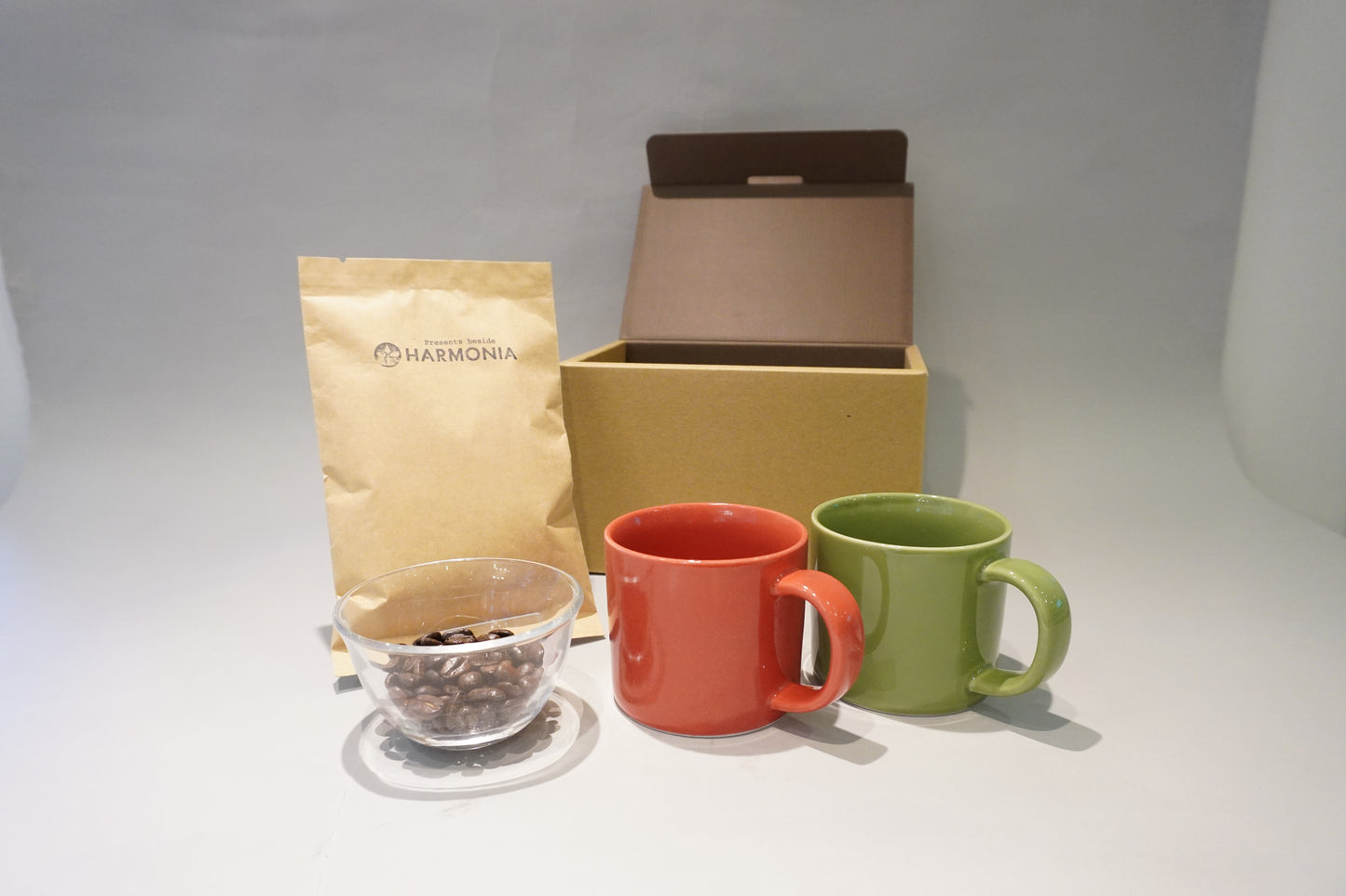 HARMONIAオリジナルコーヒー豆とマグカップ<波佐見焼mug250ペア>セット
