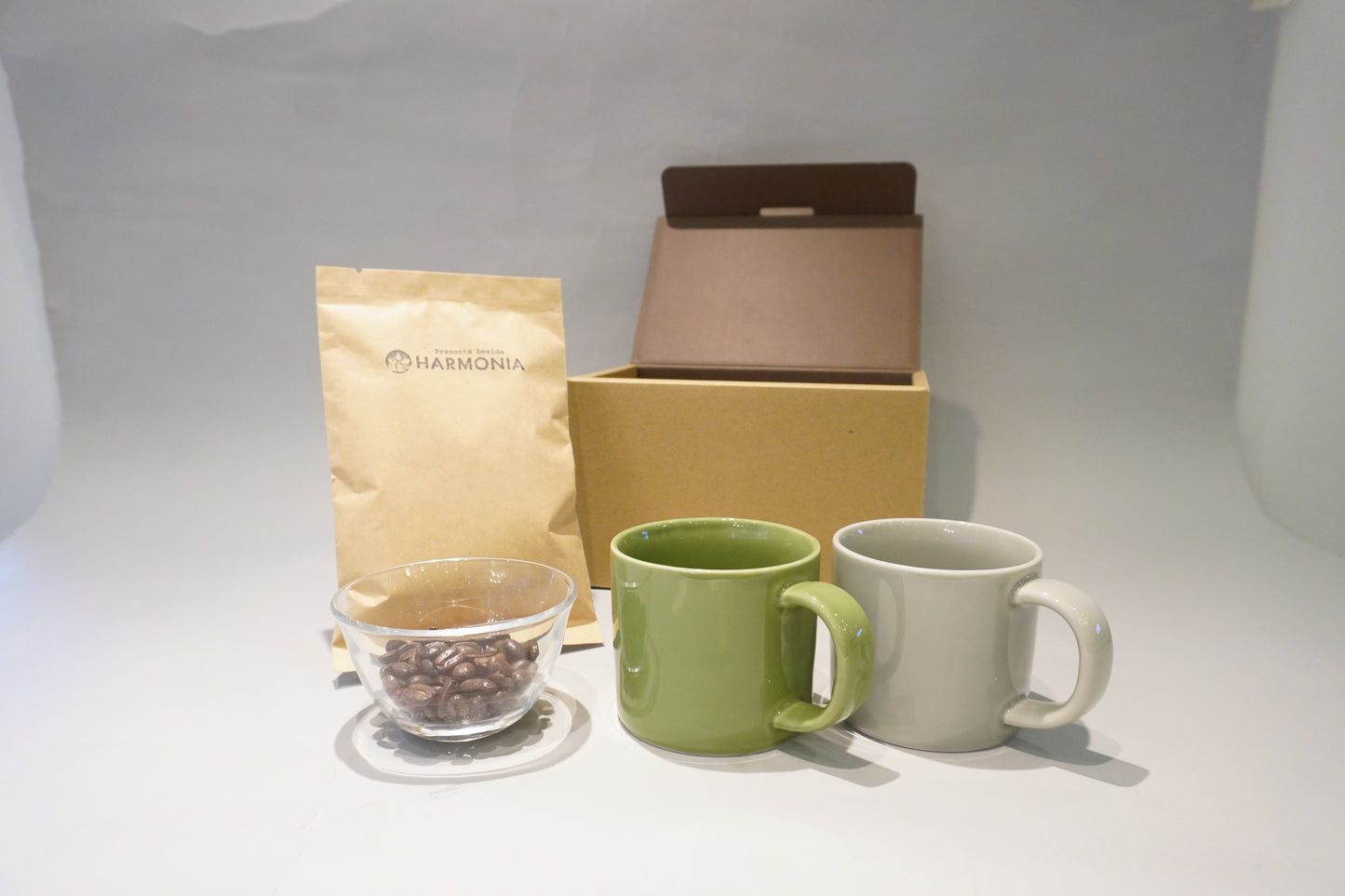 HARMONIAオリジナルコーヒー豆とマグカップ<波佐見焼mug250ペア>セット