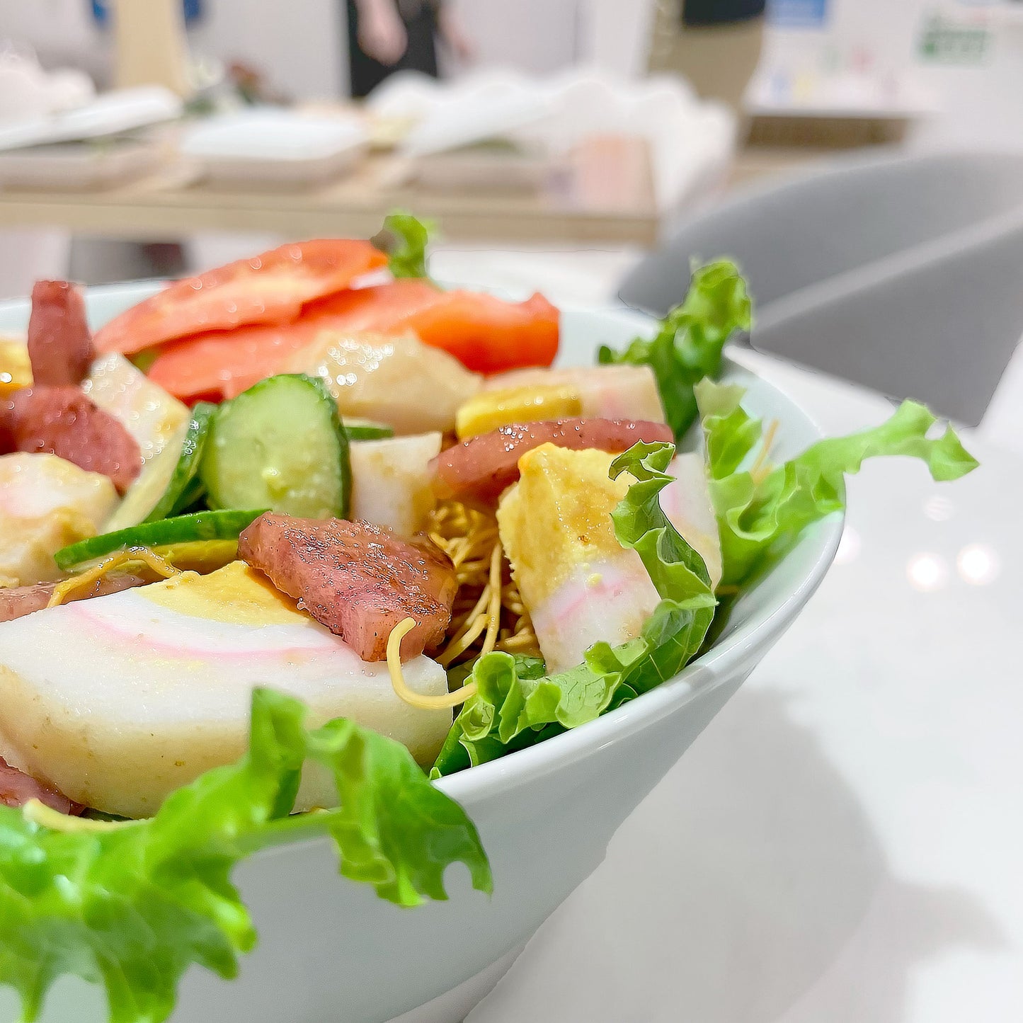 サラダ風長崎名物たっぷりゴマダレ皿うどん